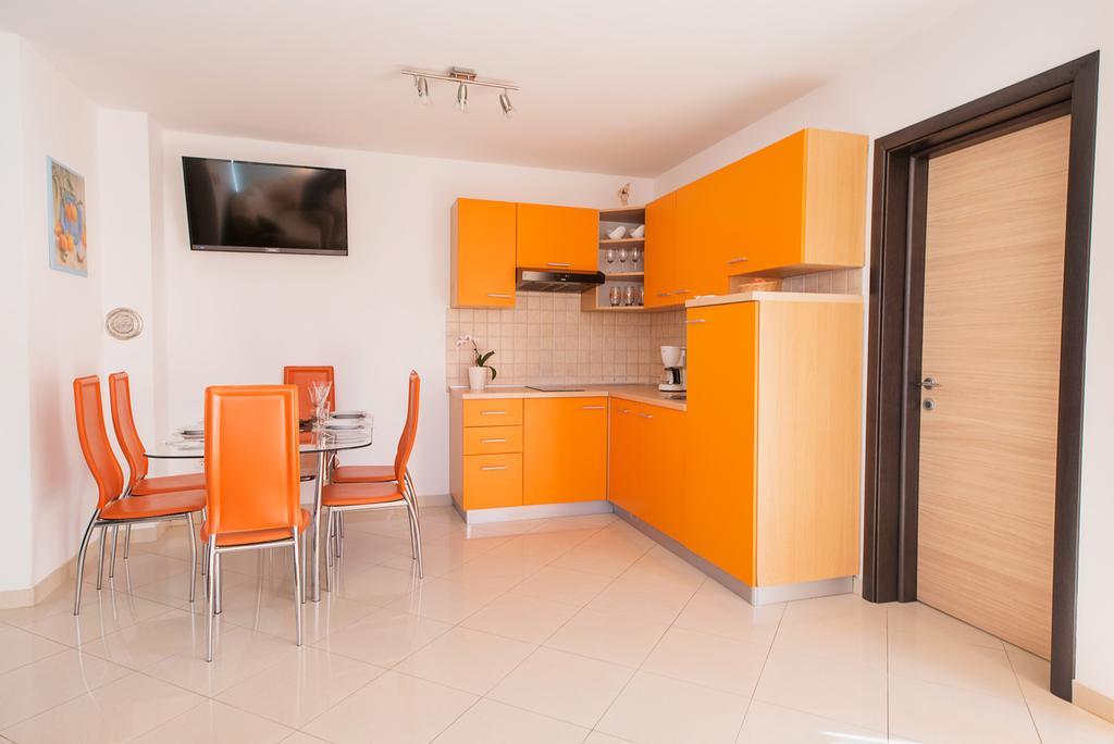 Apartments Mia Baška Buitenkant foto